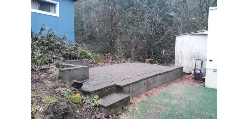 12039  Bare Site w/View