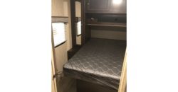 20013  Beautiful 33 foot Sundance RV Year-Round Access