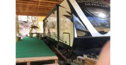 20013  Beautiful 33 foot Sundance RV Year-Round Access