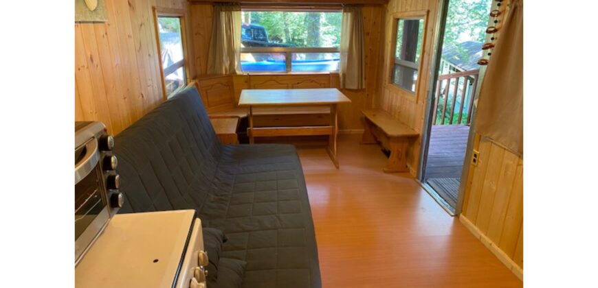 21002  Adorable Place to Relax