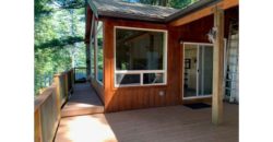 11066  Well-kept 5th wheel/cover with Lake and Mountain Views