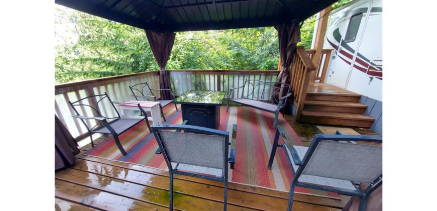 19045  Multi Layered Decks with Views