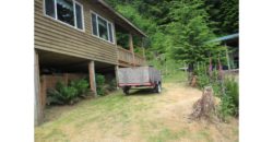 19029  Beautiful Knotty Pine Cabin Like Setting with Mount St. Helens View