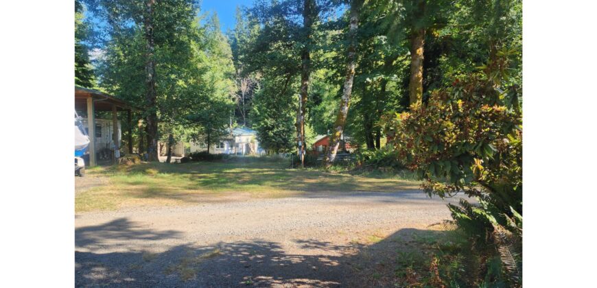 02031  Large Lot with View of Mountain & Lake