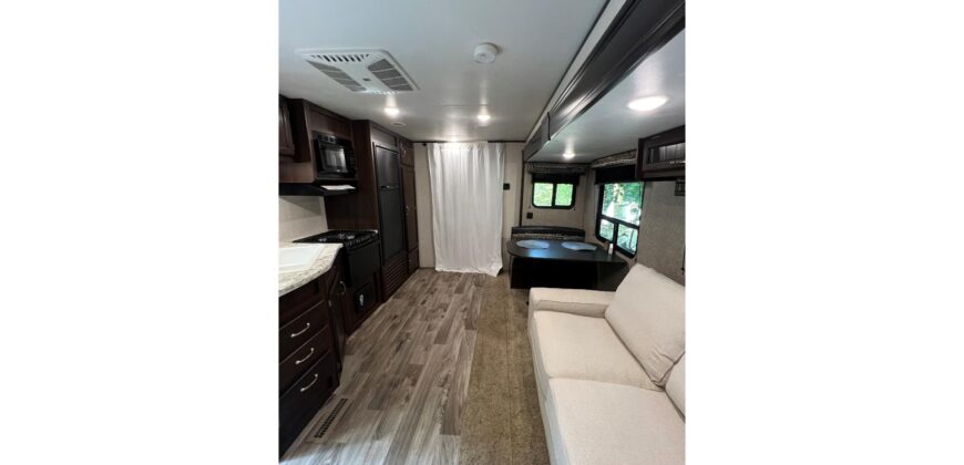 14016  Well-Kept 2018 RV Boat included.