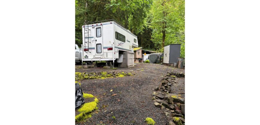 18074  Self Sufficient Camping